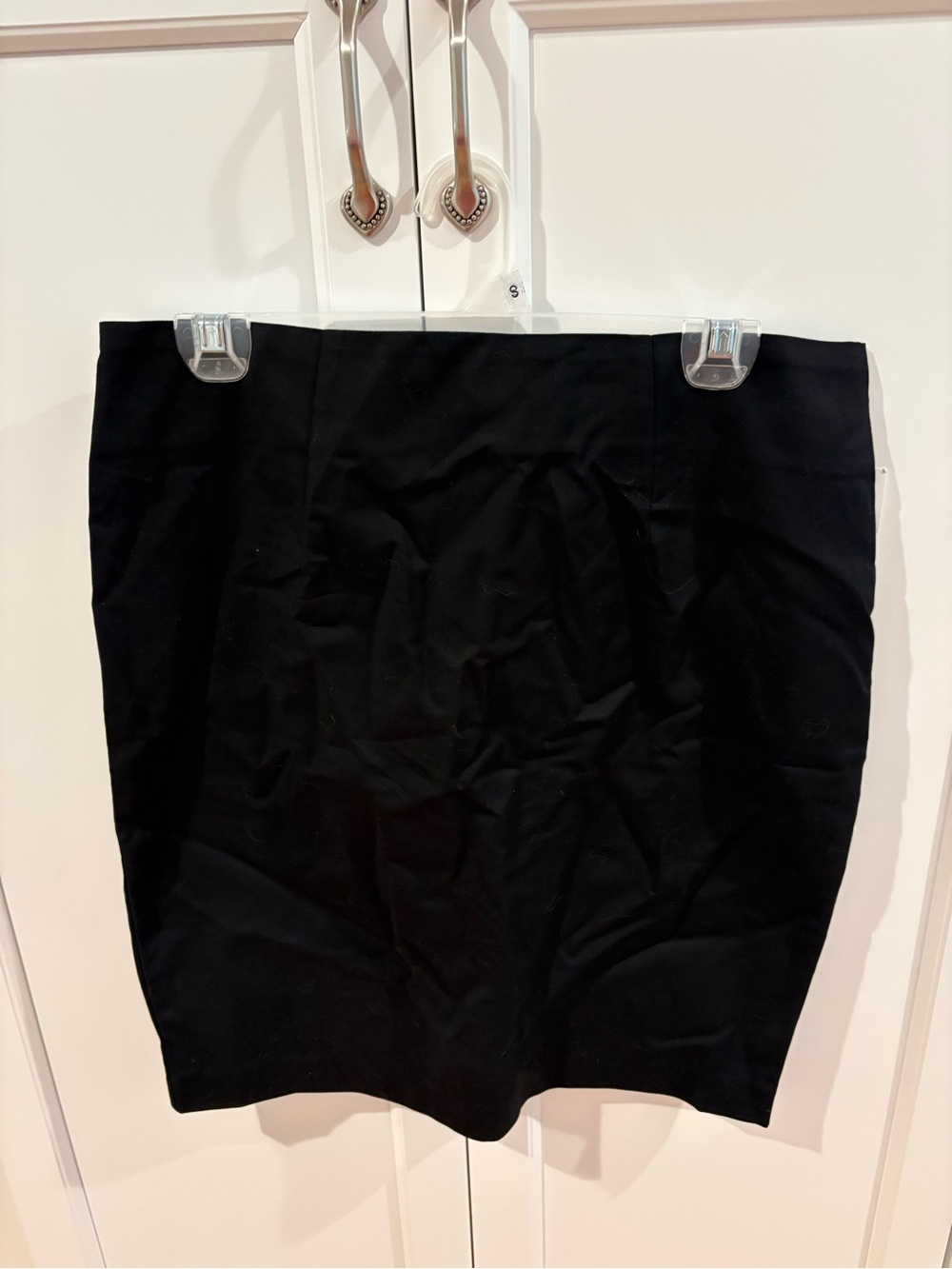 NWT Dalia Classic Black Pencil Skirt - Women’s 8